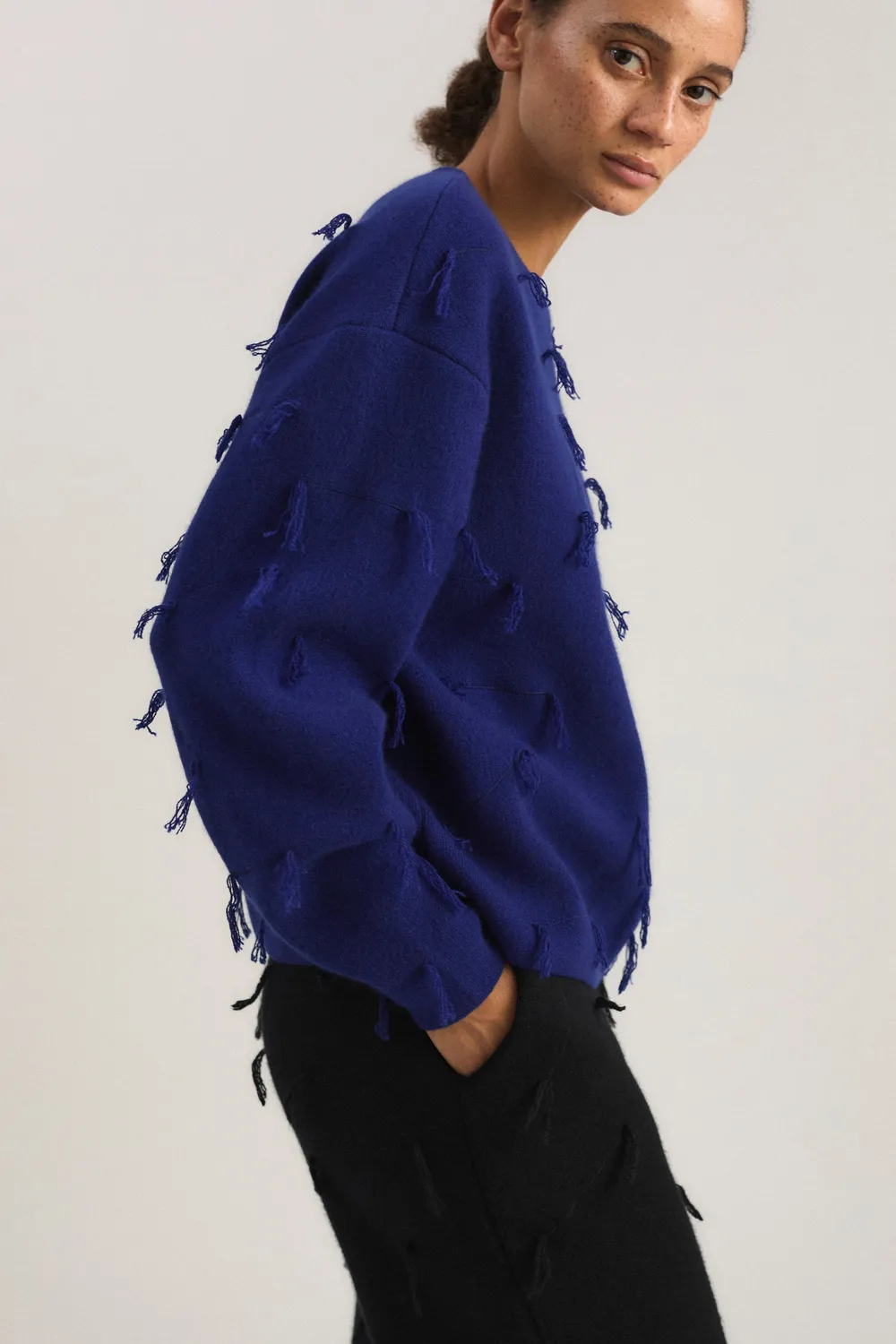 Oyuna Kulan Pullover Ink mit Fransen