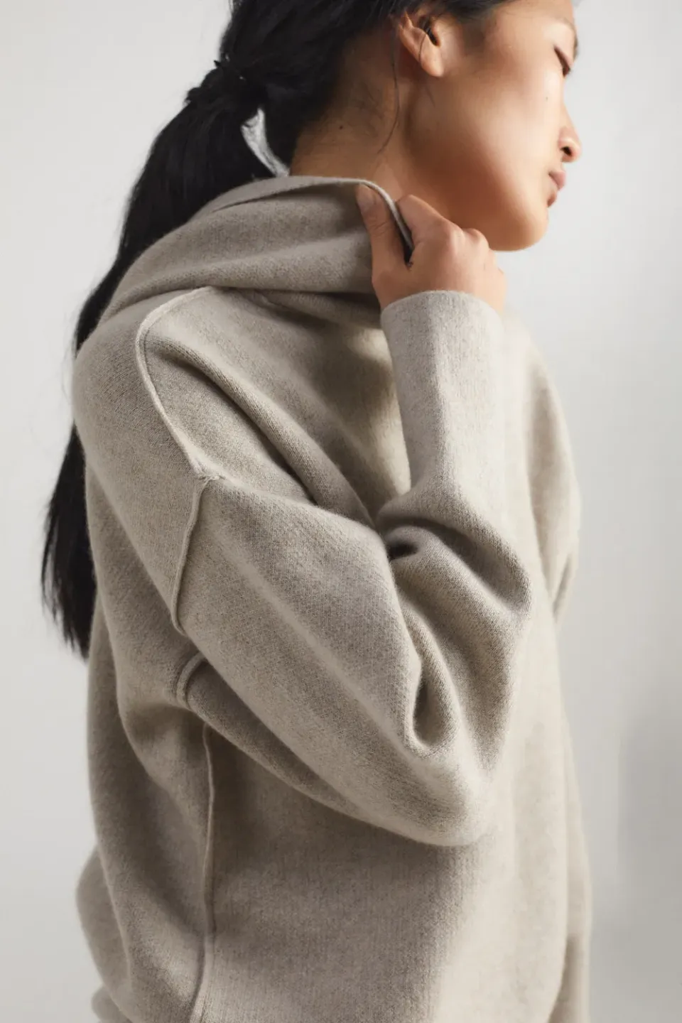 Oyuna Seku Hoodie Feather aus Kaschmir