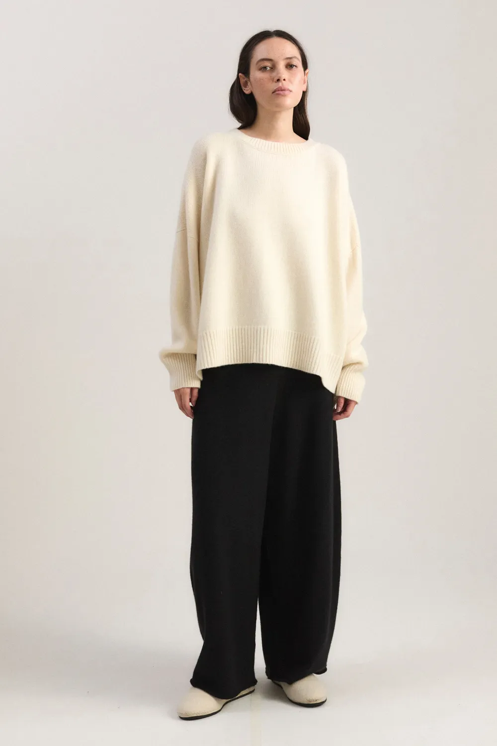 Oyuna Aila Sweater Pullover Ivory Oversize