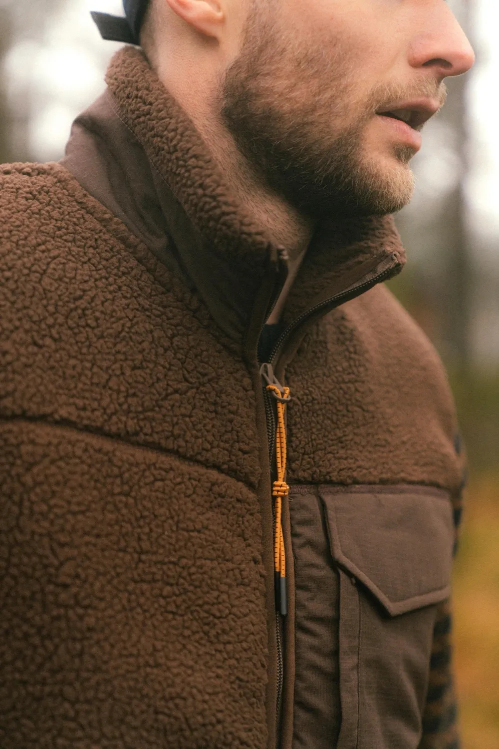 LAKOR Bear Sherpa Weste Coffee Bean Recycling-Polyester