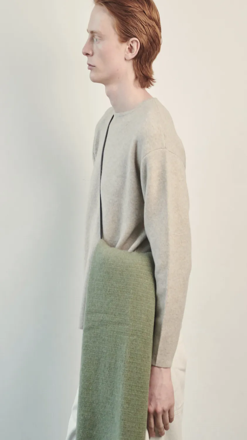 Oyuna Axa Pullover Feather Oversize aus Cashmere