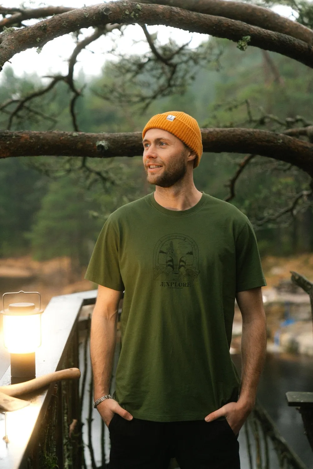 LAKOR Looking Out T-Shirt Rifle Green Bio-Baumwolle