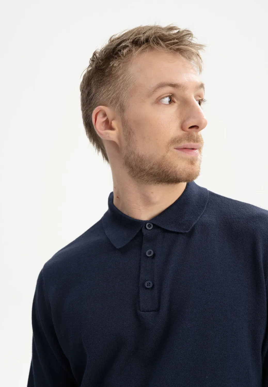 MELA Harish Langarm Strick-Poloshirt schwarz aus Bio-Baumwolle