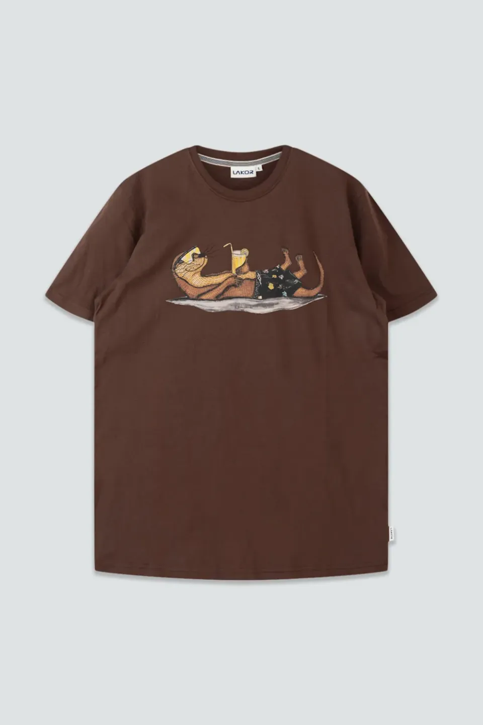 LAKOR An Otter Vacation T-Shirt Chicory Coffee Bio