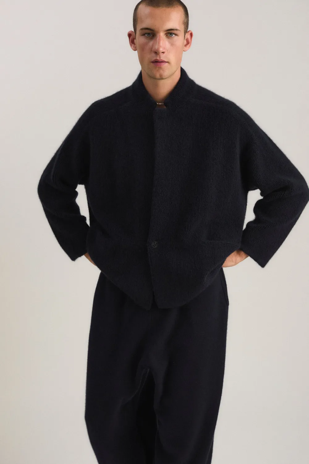 Oyuna Arun Jacke Ocean oversized aus Cashmere