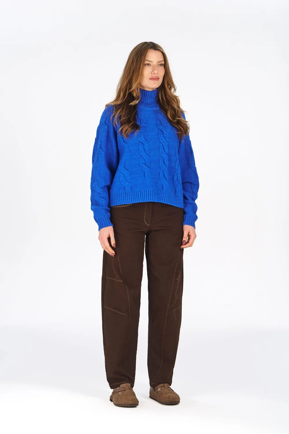 KOMODO BROKEN Pullover Kobaltblau Lammwolle Zopf