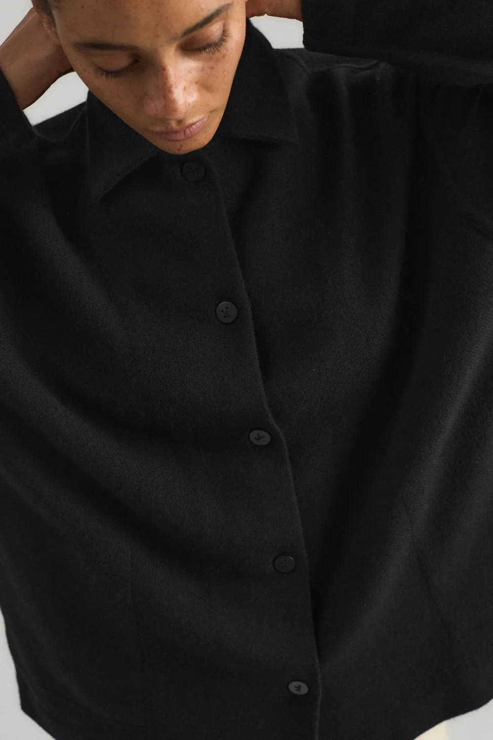 Oyuna Sinai Jacke Schwarz Wendestrick Cashmere