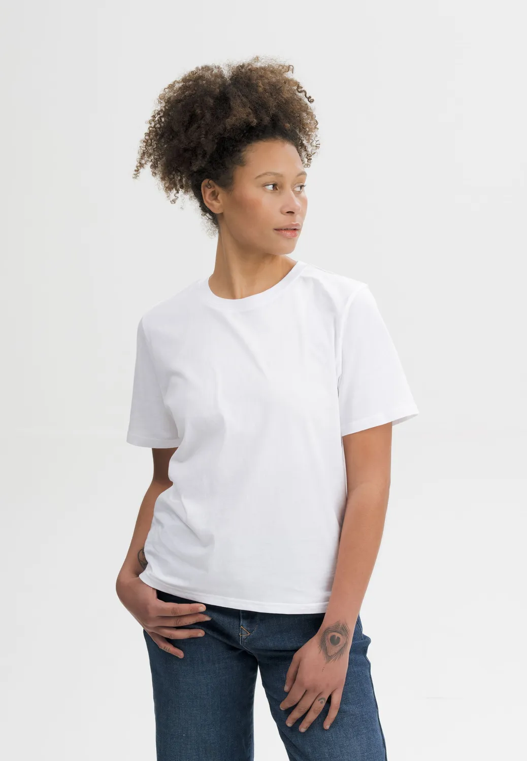 MELA Tanika T-Shirt Cristobal weiß forest Bio-Baumwolle