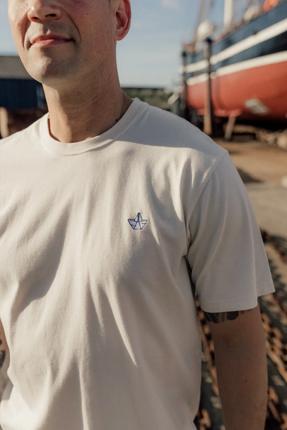 LAKOR Mini Paper Hat T-Shirt rainy day Bio