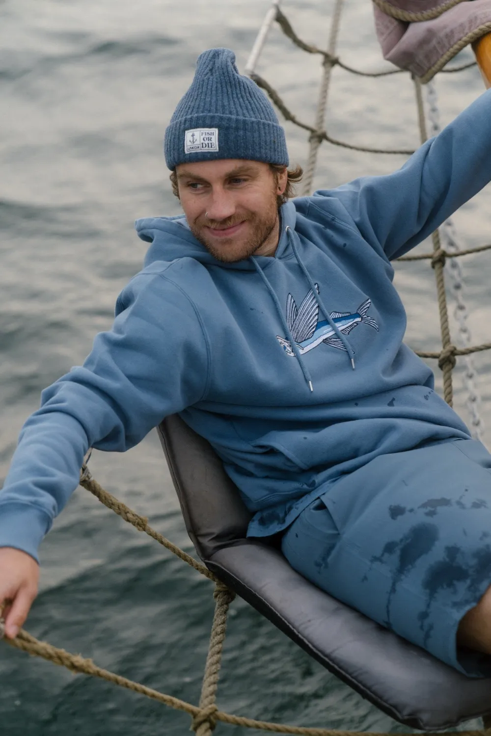 LAKOR Fly Fish Hoodie Bering Sea Bio-Baumwolle