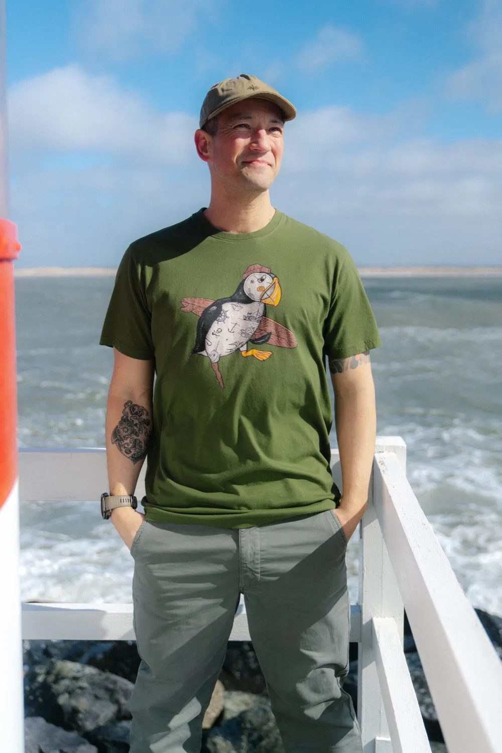 LAKOR Sea Parrot Surf T-Shirt Rifle Green Bio-Baumwolle