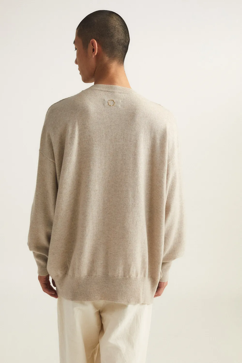 Oyuna Borte Pullover Feather Oversize Kaschmir