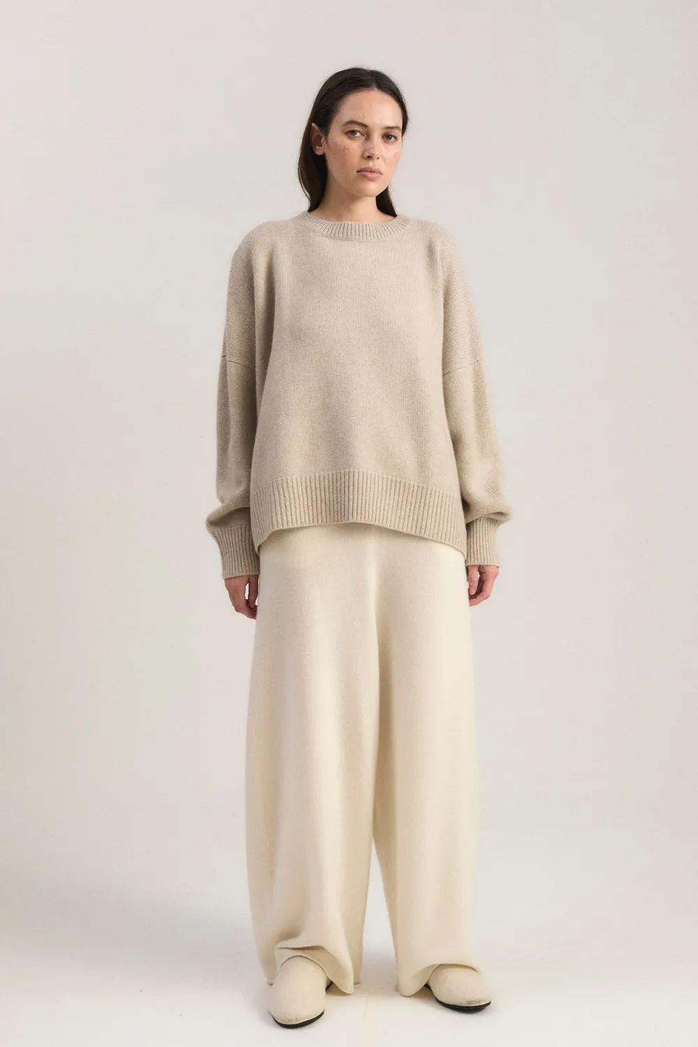 Oyuna Aila Pullover Feather Oversize