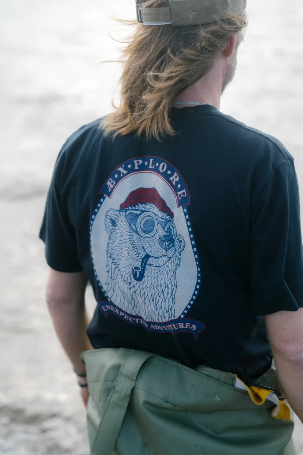 LAKOR Ice Bear Adventure T-Shirt Blueberry Bio-Baumwolle