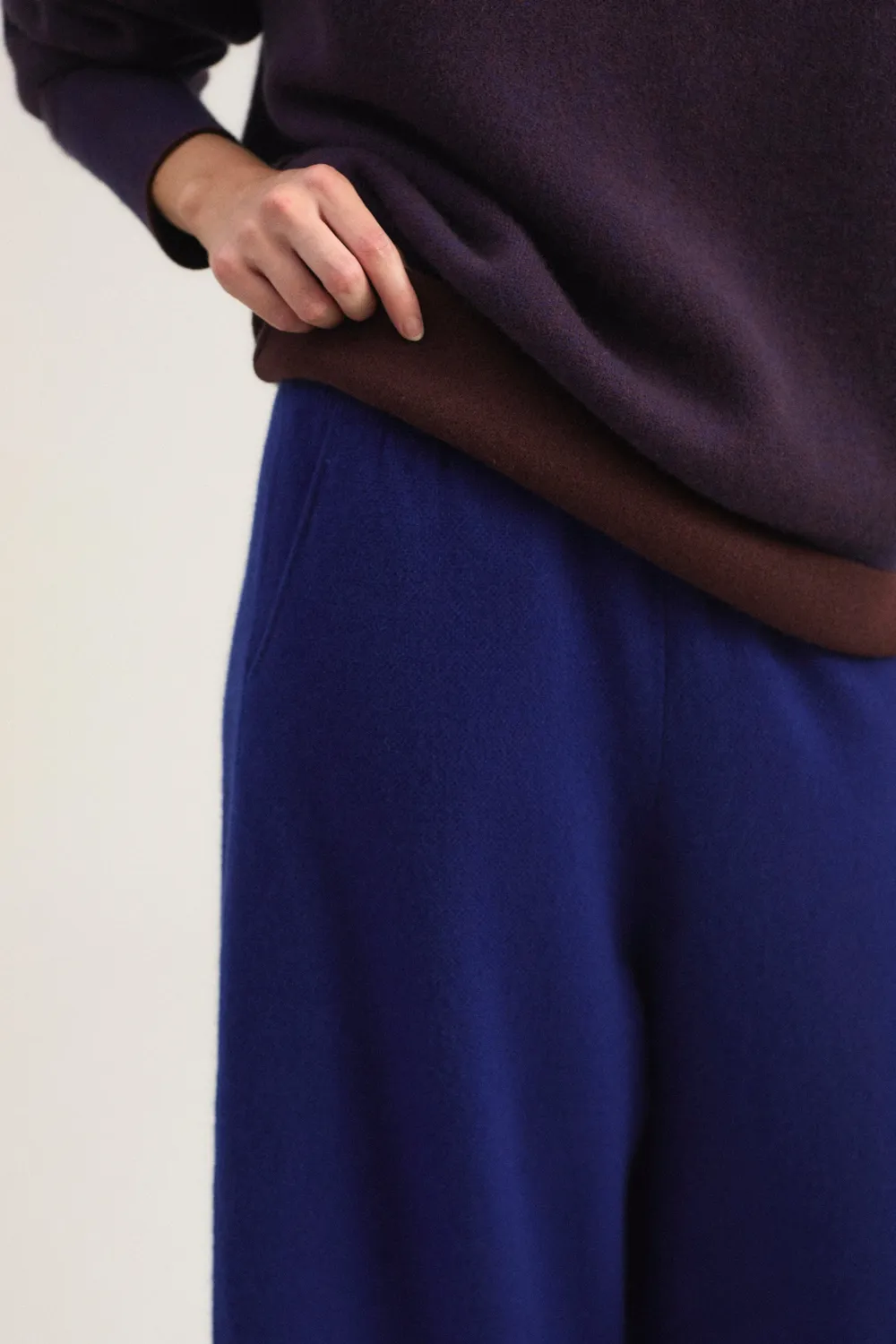 Oyuna Seku Hoodie Carob Ink Cashmere wendbar