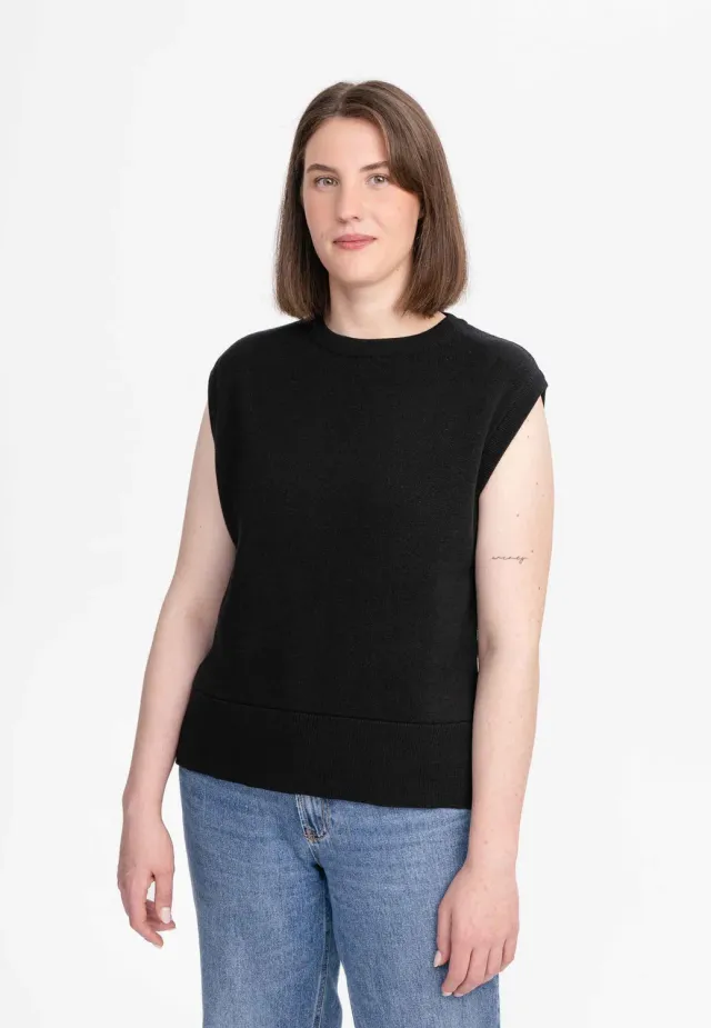 MELA JAMUNA Jacquard Strick Pullunder cream Bio-Baumwolle