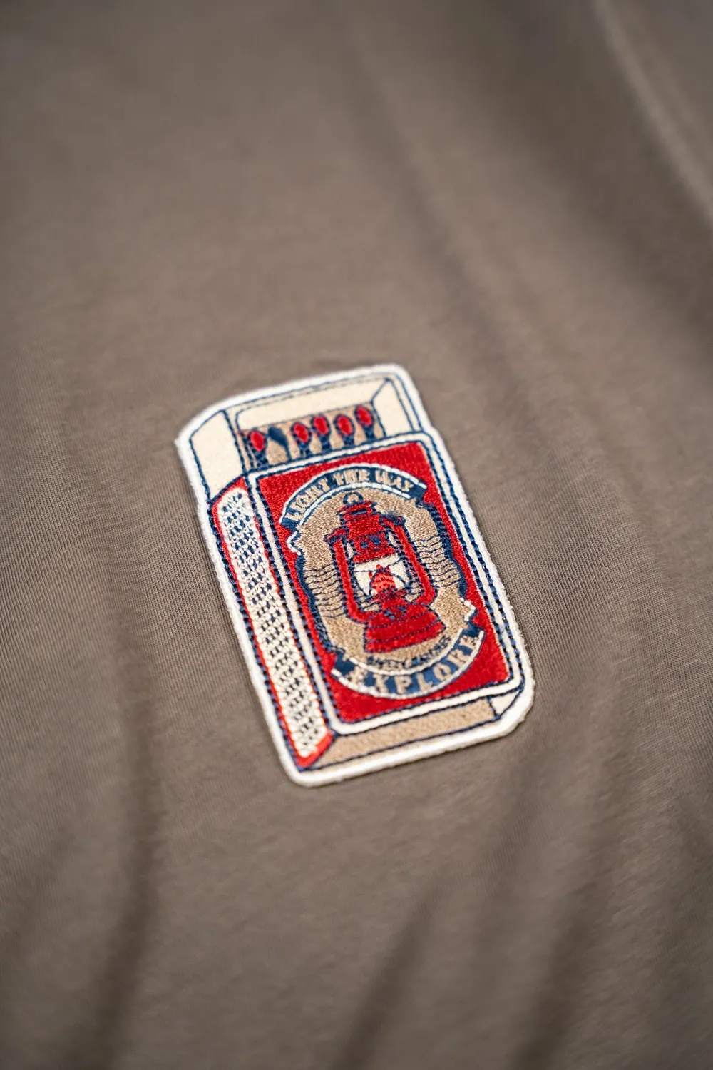 LAKOR Matchbox T-Shirt Morel Bio-Baumwolle