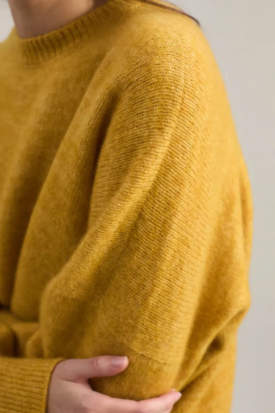 Oyuna Mori Pullover Sun & Ray cropped flauschig