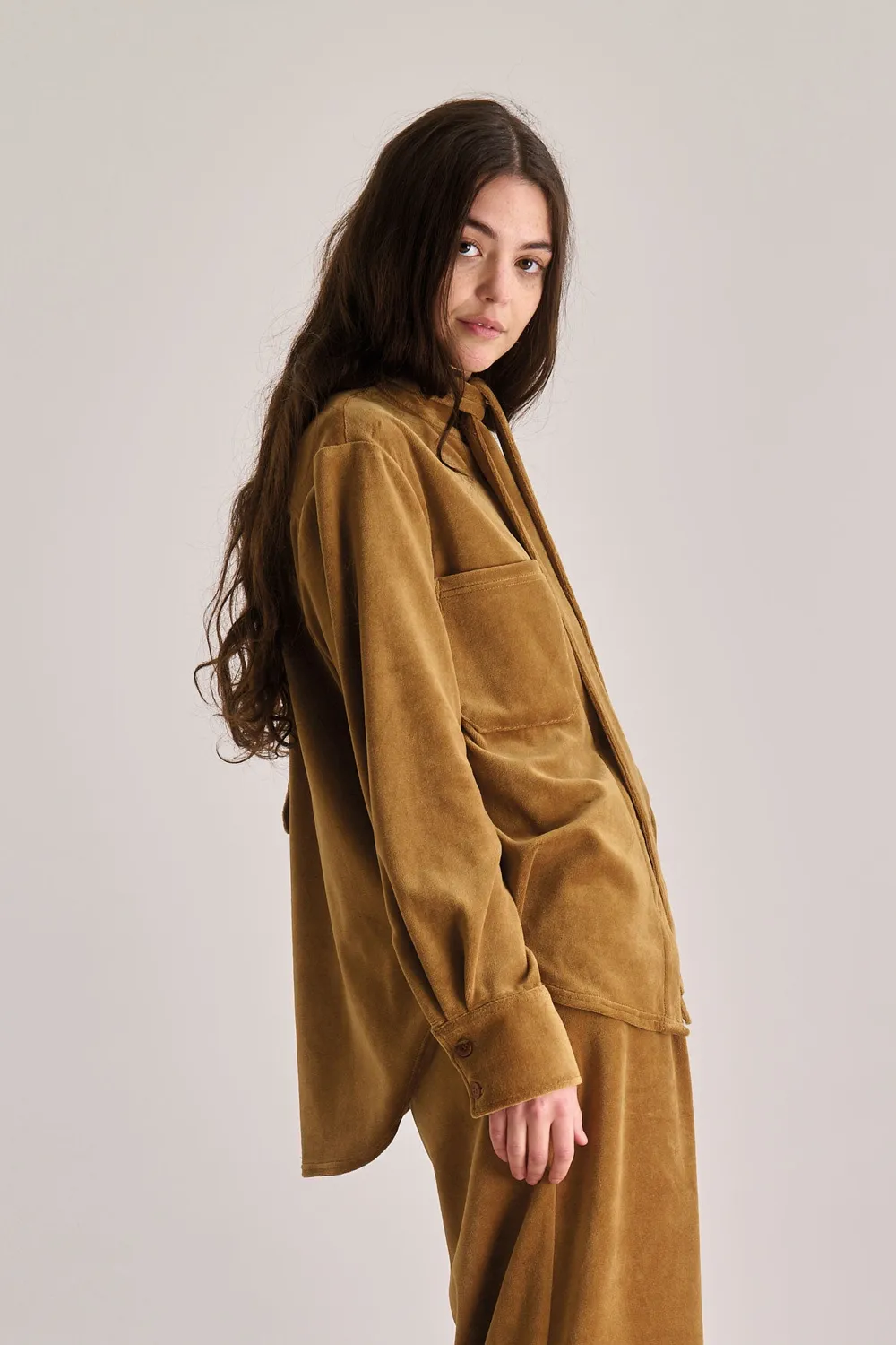 Komodo Ford Velvet Top oliv Samt-Top