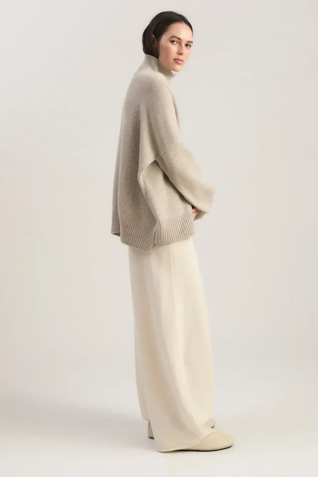 Oyuna Kaila Pullover Feather Rollkragen Kaschmir