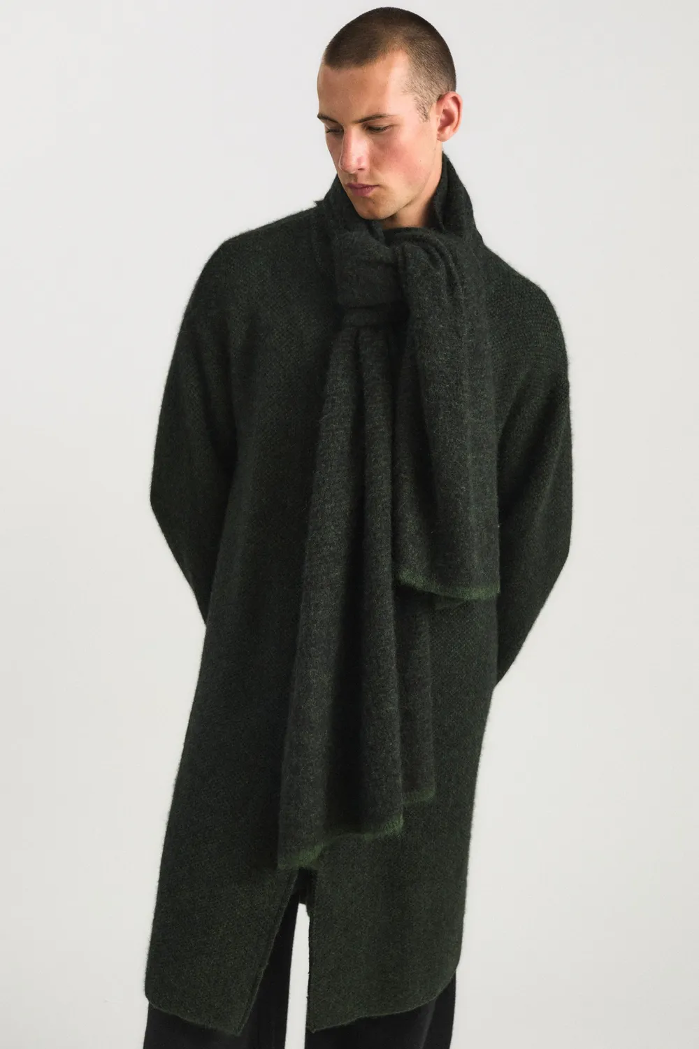 Oyuna Duara Schal Pine Jet Seide Cashmere