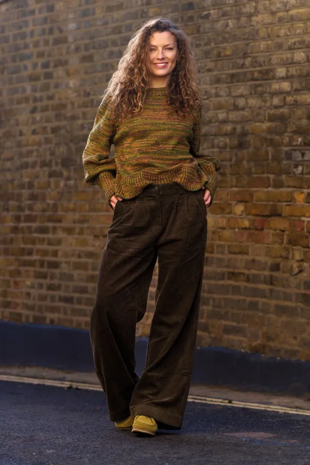 Komodo Lola Cordhose Khaki Bio-Baumwolle 40