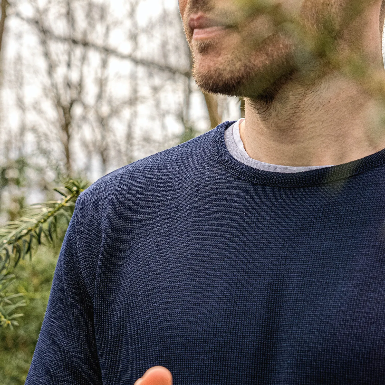 Langbrett Feinstrick Merinowolle Pullover marine fein