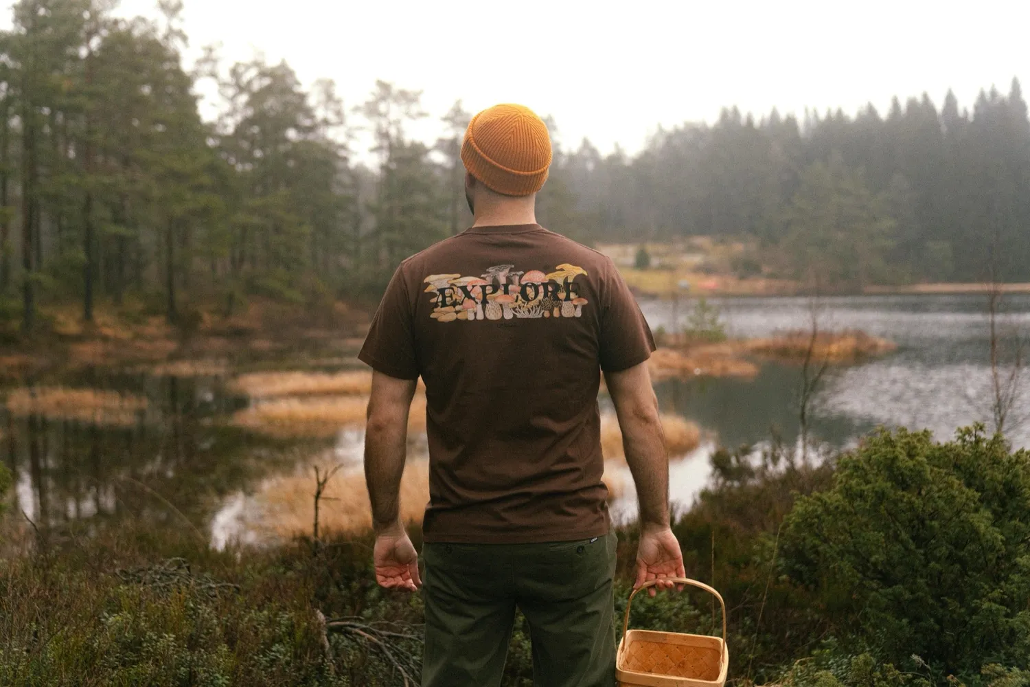 LAKOR Mushroom Forest T-Shirt Braun Bio-Baumwolle