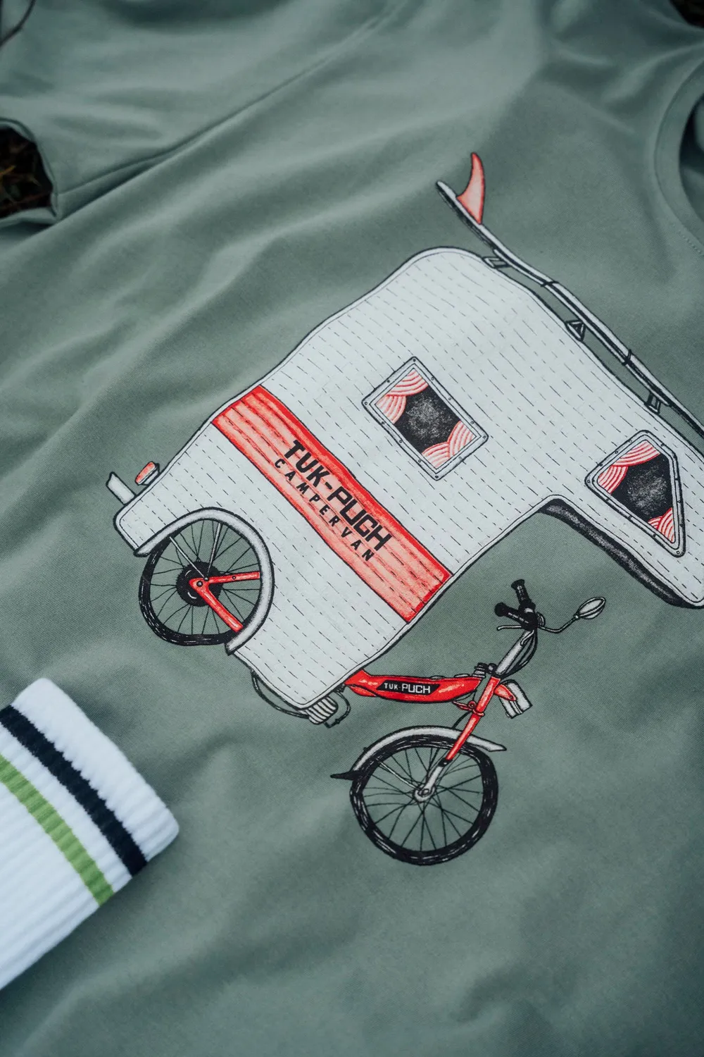 LAKOR Tuk-Puch T-Shirt Green Bay Bio-Baumwolle
