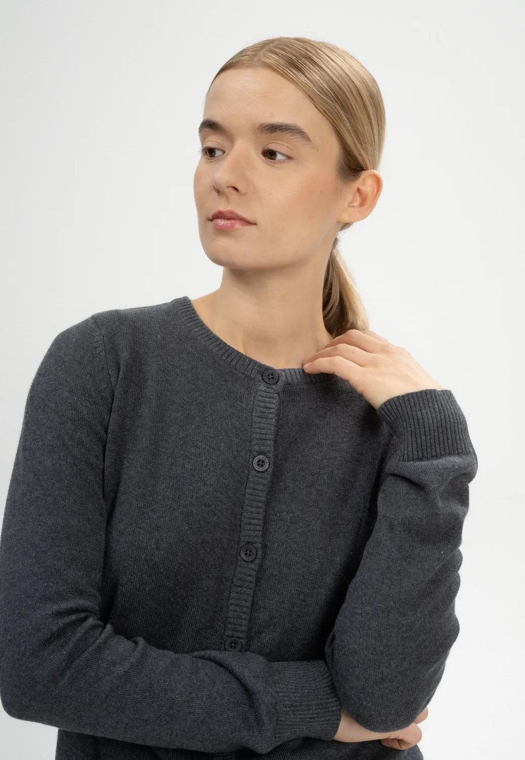 MELA NAMEEN Cardigan anthrazit melange aus Bio-Baumwolle
