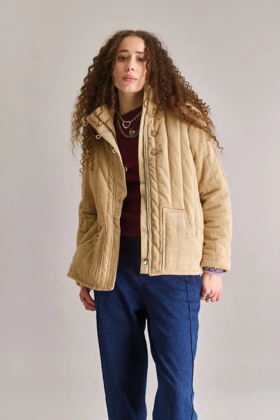 Komodo Georgia Organic Cotton Cord Mantel Croissant wattiert