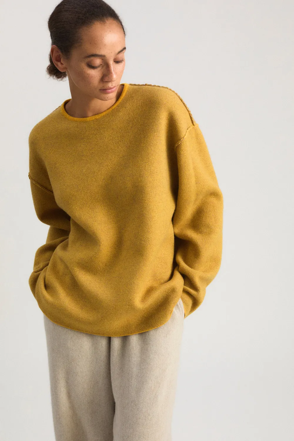 Oyuna Axa Pullover Amber Taupe wendbar