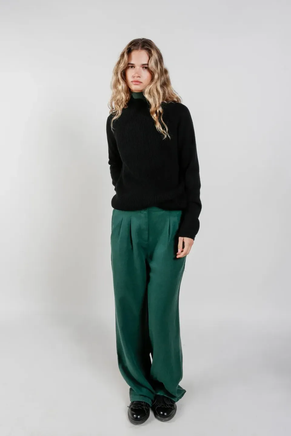 Komodo Mira Hose Marine Tencel Leinen Mid-Rise