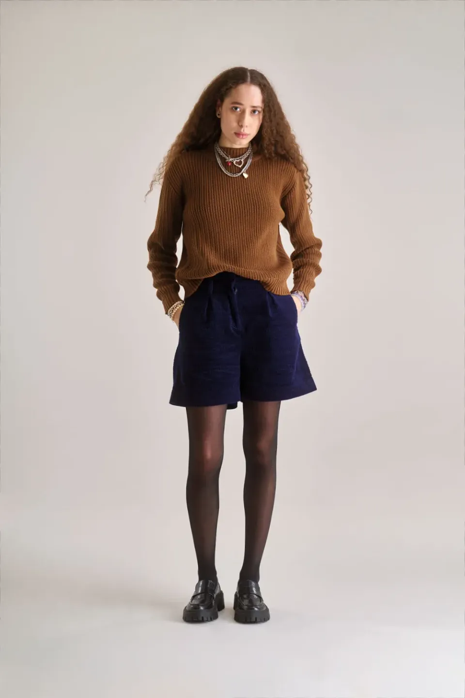 Komodo Lima Cord Short Navy aus Bio-Baumwolle