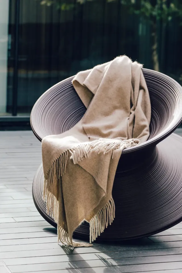 Oyuna Uno Decke Beige Wohndecke aus Cashmere