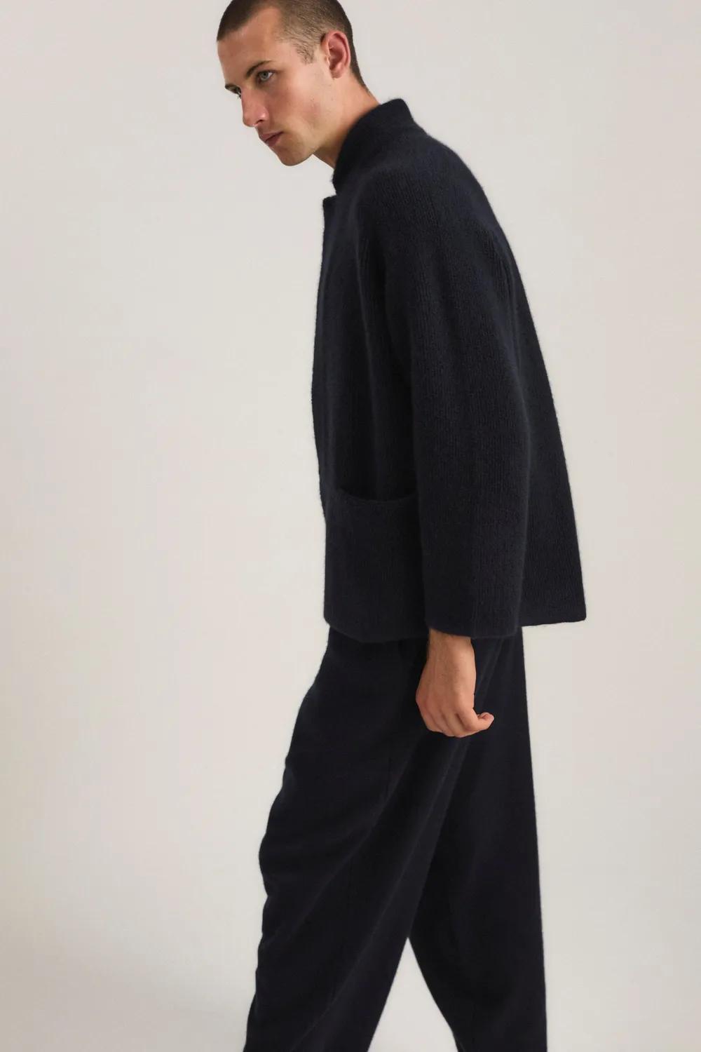 Oyuna Arun Jacke Ocean oversized aus Cashmere