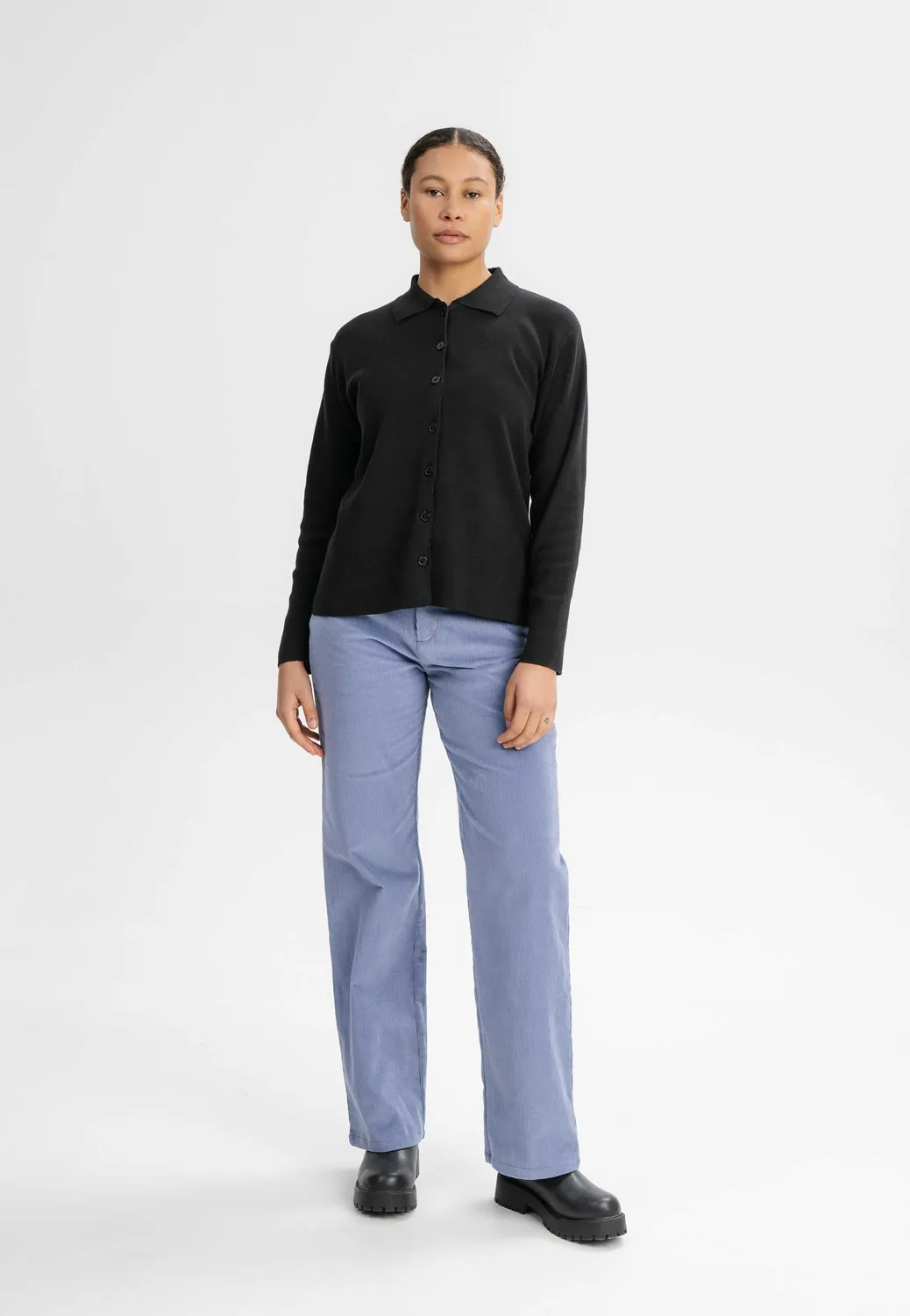MELA ULUPI Feinstrick Cardigan schwarz Bio-Baumwolle