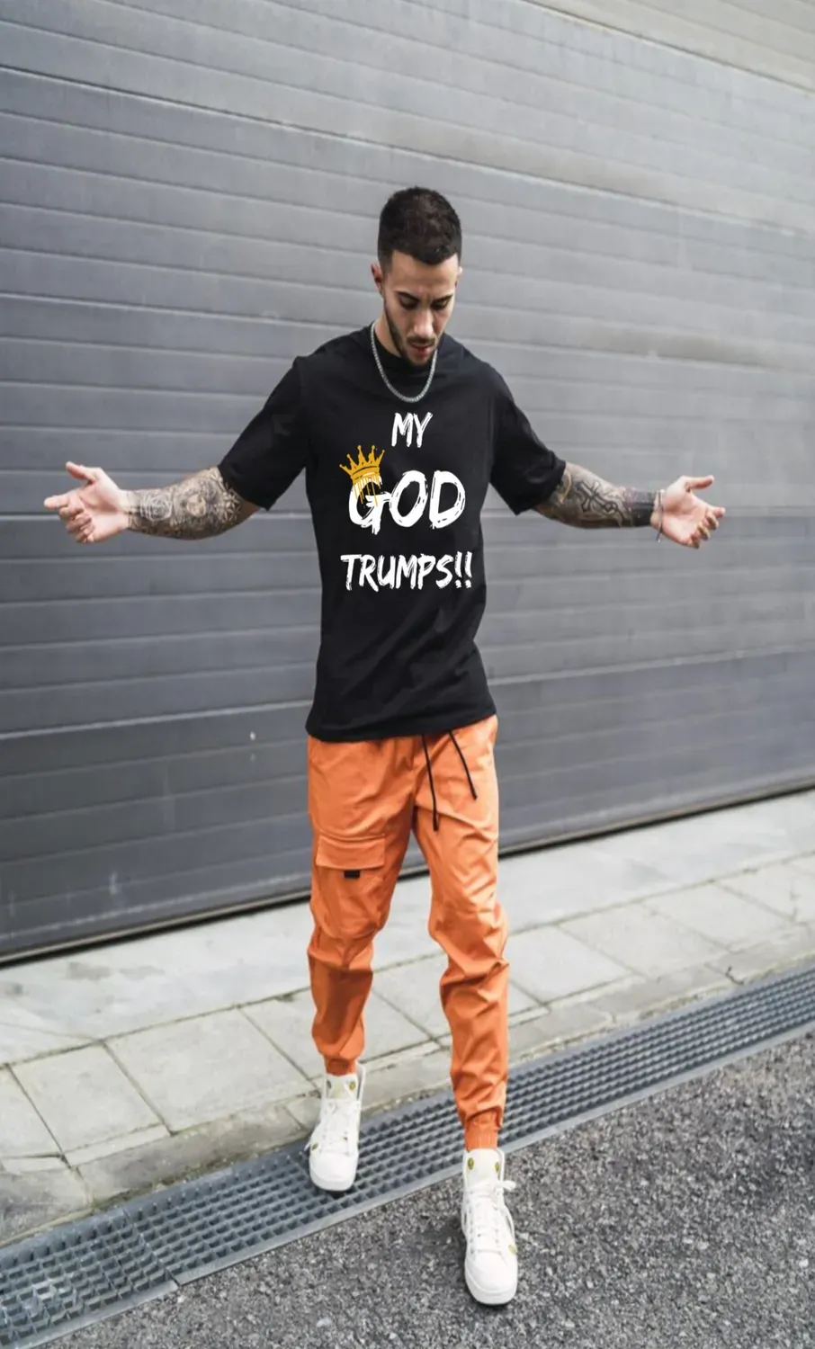 Covered My GOD Trumps T-Shirt Schwarz aus Baumwolle