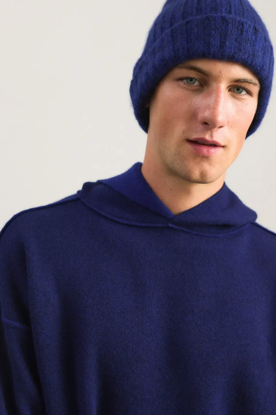 Oyuna Orb Hat Mütze Marine & Cobalt Kaschmir-Seide