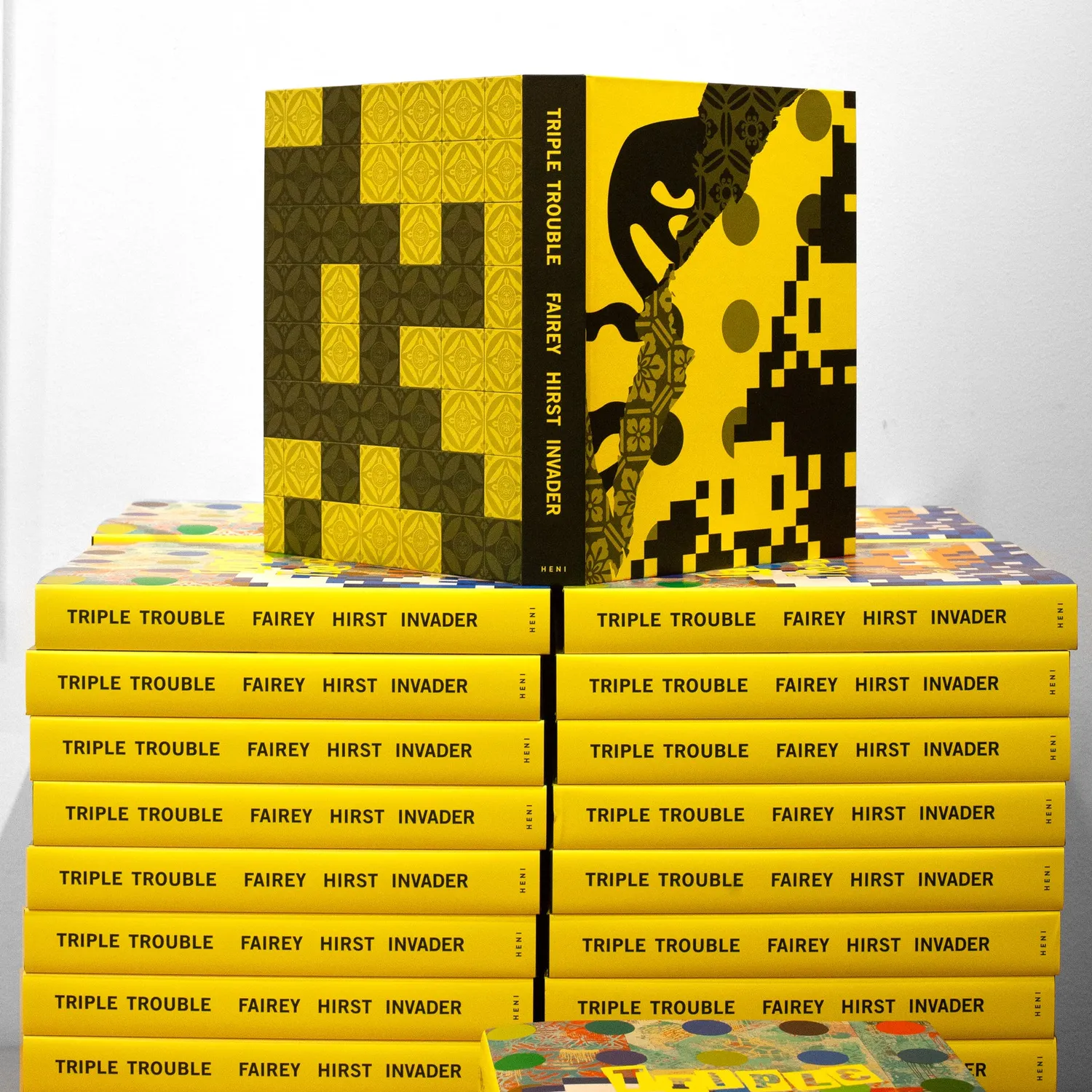 Obey Triple Trouble Book Bildband Hardcover