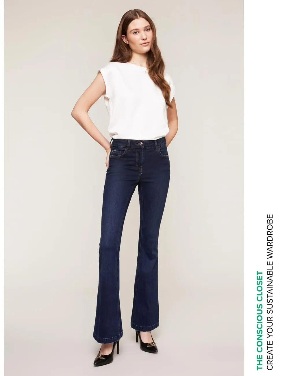 motivi Bianca Flare-Jeans dunkelblau Push-up-Naht