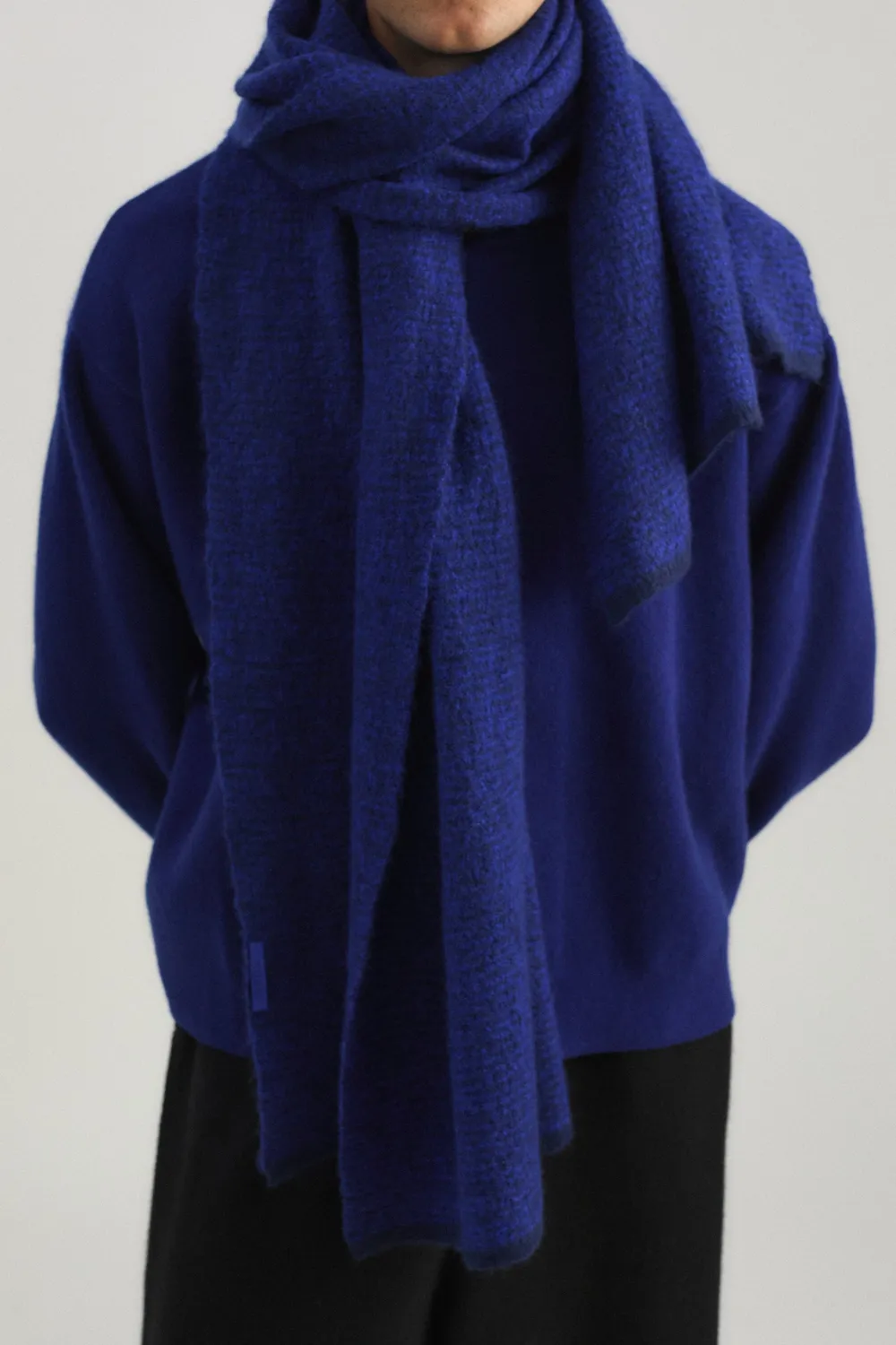Oyuna Duara Schal Marine Cobalt flauschig