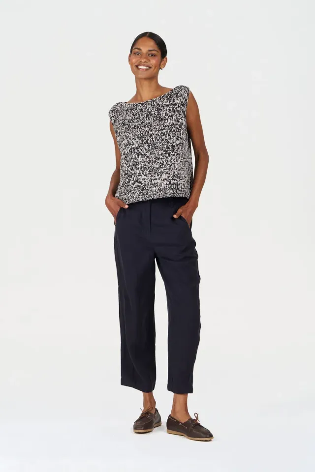 KOMODO OLIVE Hose Navy Tencel Leinen Gr 36