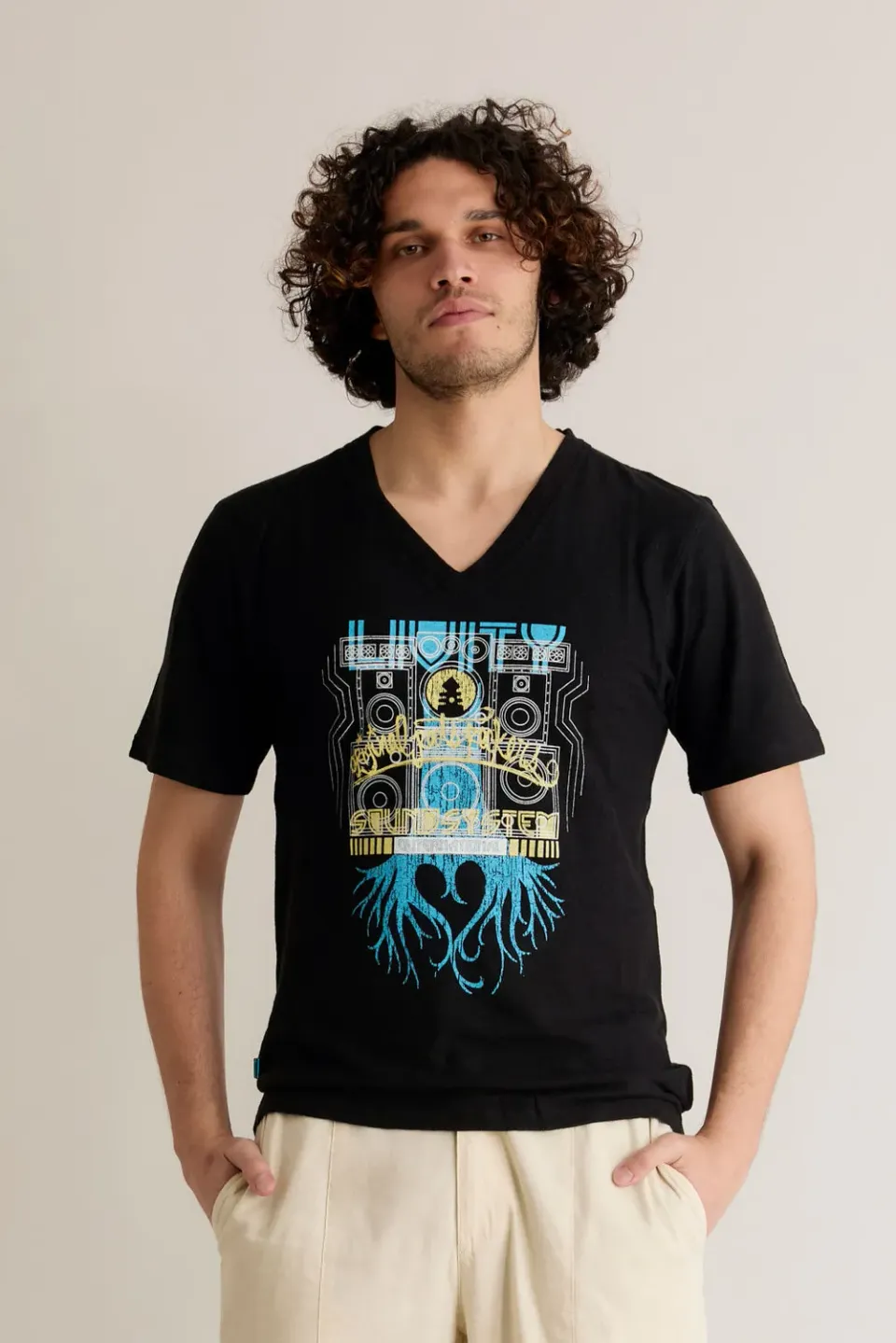 Komodo Roots Rockers T-Shirt Schwarz Hanf V-Ausschnitt
