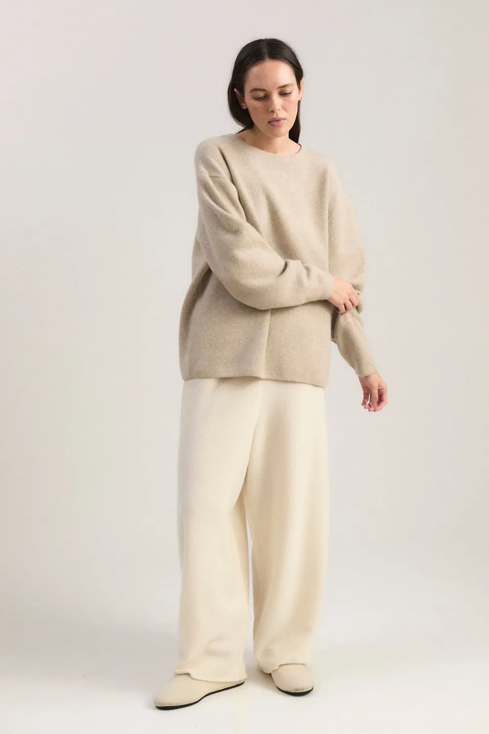 Oyuna Axa Pullover Feather Oversized aus Cashmere