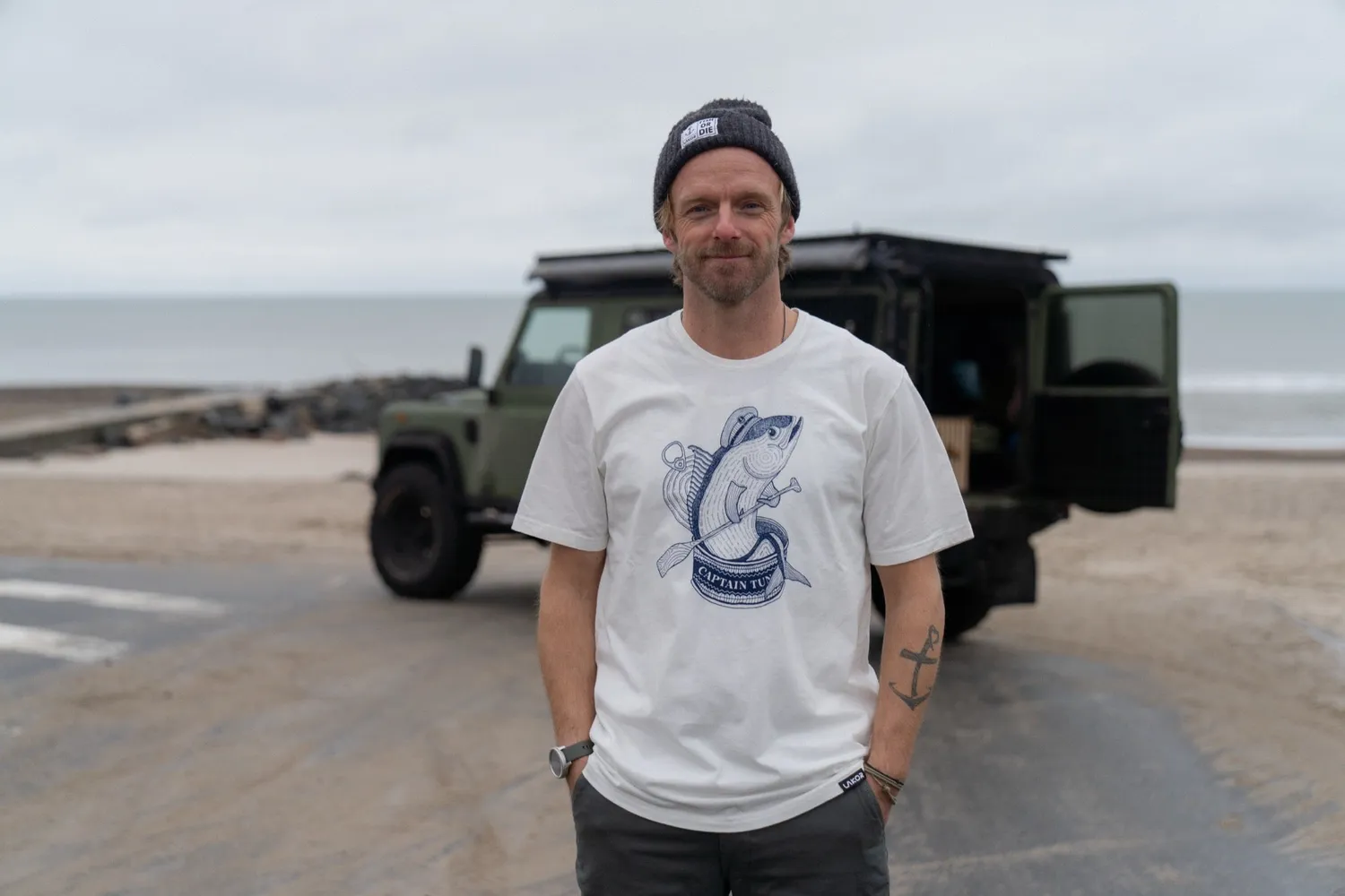 LAKOR Captain Tuna T-Shirt Star White Bio-Baumwolle