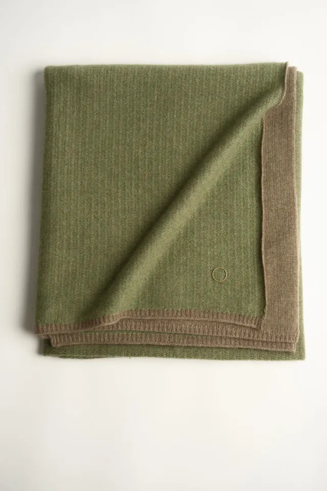 Oyuna Letra Throw Verde Taupe Wurfdecke Strick