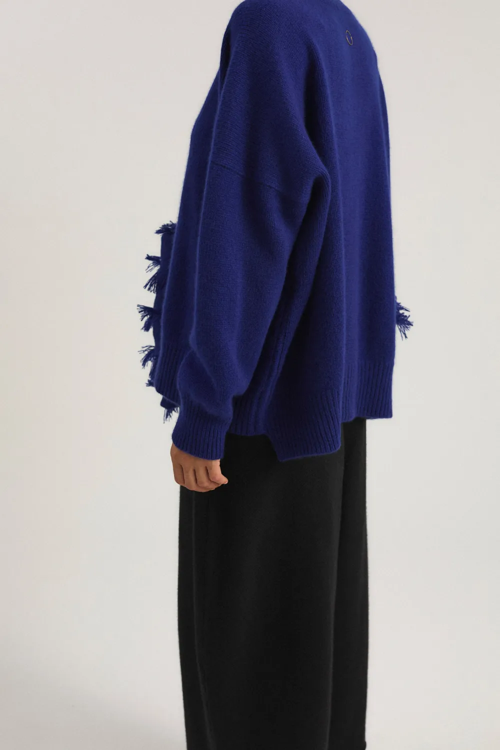 Oyuna Kaila Pullover Ink Grobstrick Stehkragen