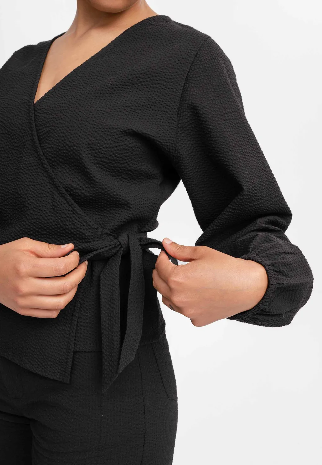MELA LILAM Wickelbluse schwarz schwarz atmungsaktiv Baumwolle
