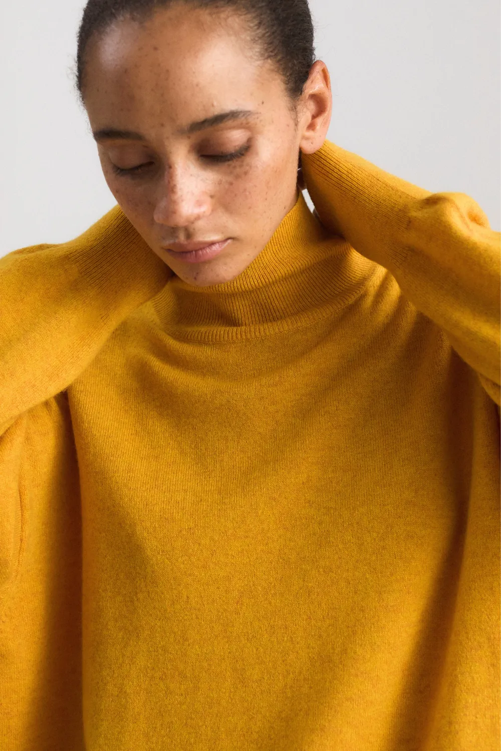 Oyuna Kotto Pullover Amber Kaschmir Rollkragen